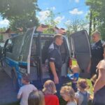 Policjanci odwiedzili dzieci w żłobku